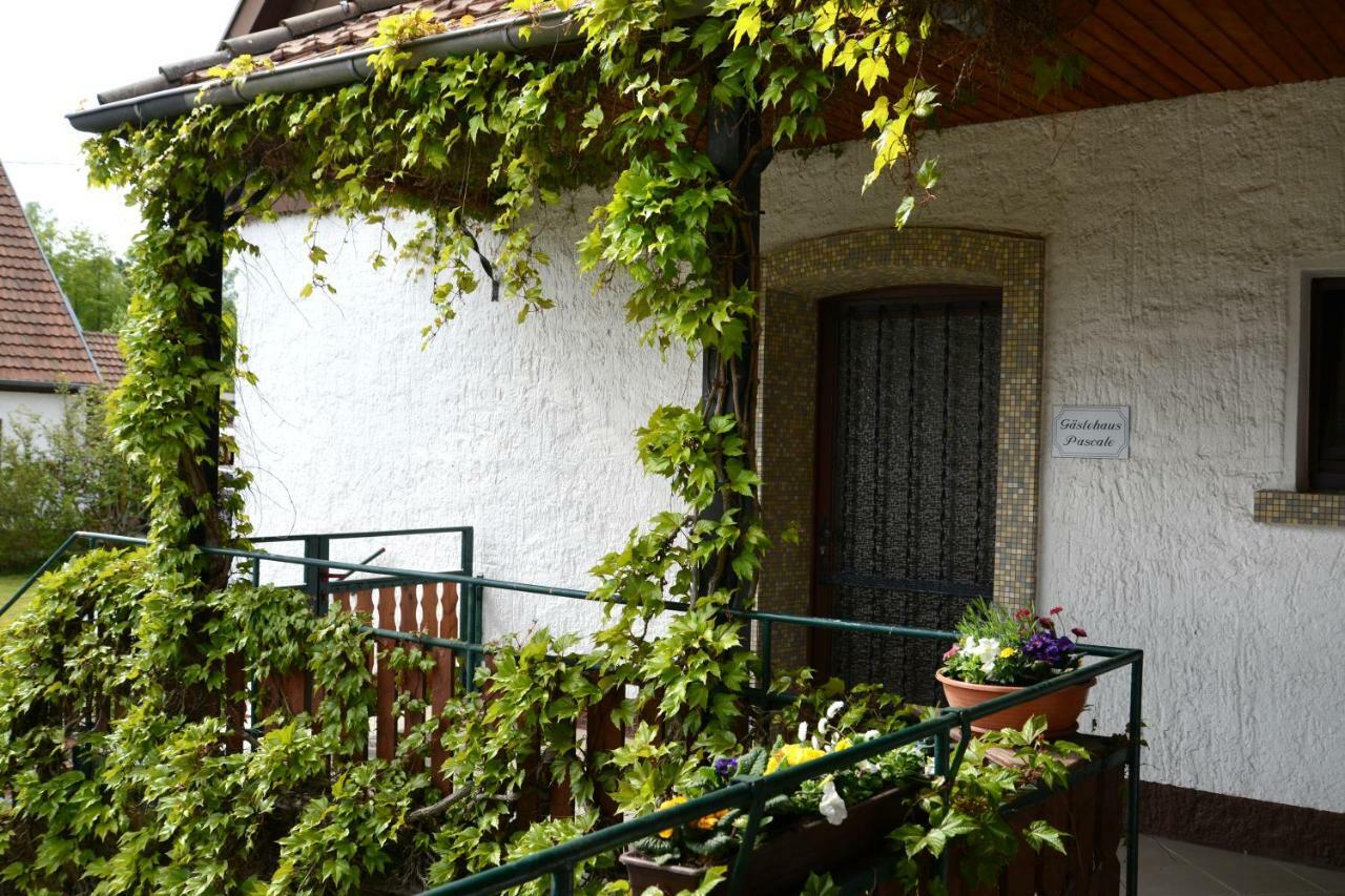 Ferienwohnung Pascale Mettlach Exterior photo